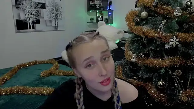 LinaTruly online show from 14, 12, 2024