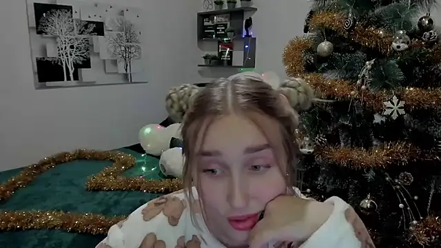 LinaTruly online show from 18, 12, 2024