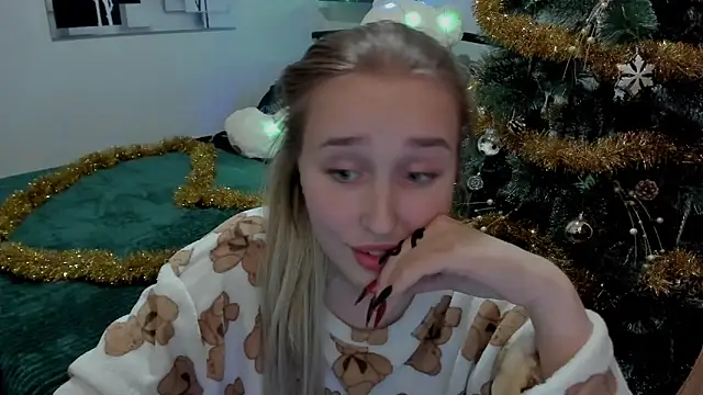 LinaTruly online show from 25, 12, 2024