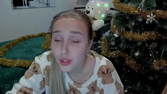 LinaTruly online show from 26, 12, 2024