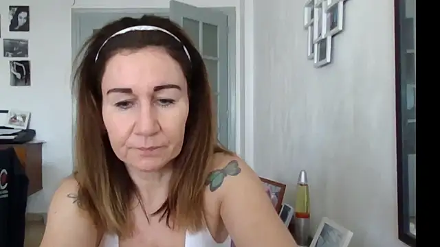 TamaraSweetxo online show from 5, 5, 2026