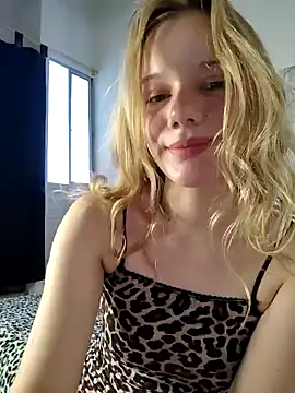 NicoleCut online show from 2, 1, 2025