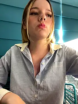 NicoleCut online show from 11, 10, 2025