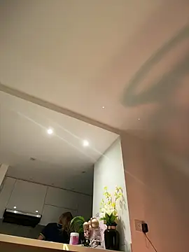 NicoleCut online show from 7, 3, 2026