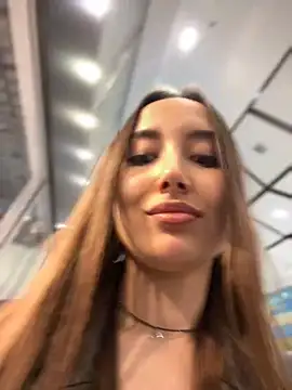VelvetVixenI online show from 13, 5, 2026