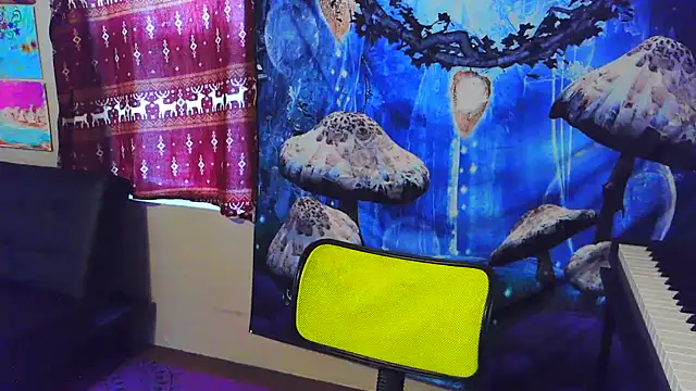 Snapshot of _hellostormy_ chatting on 25, 10, 2025  hellostormy  online show from 25, 10, 2025