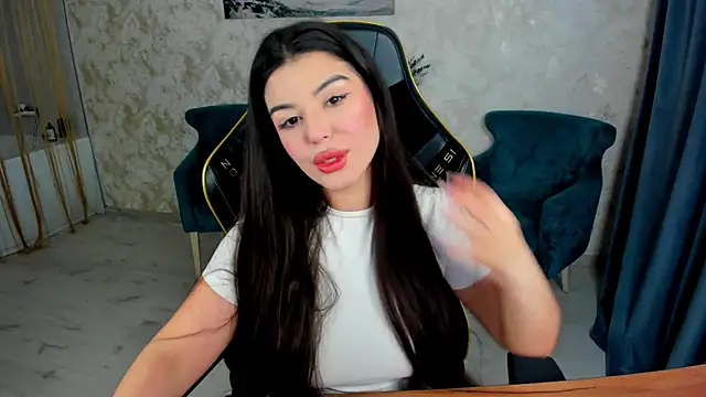 AlluringAriel online show from 29, 4, 2026