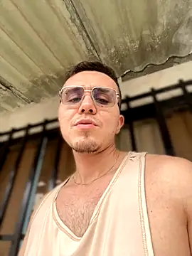 adam-rivera online show from 15, 11, 2025