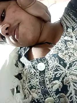 Haniya-143 online show from 14, 12, 2024