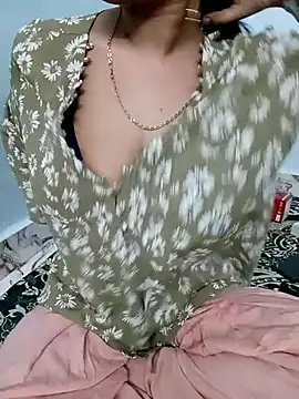 Haniya-143 online show from 11, 11, 2025