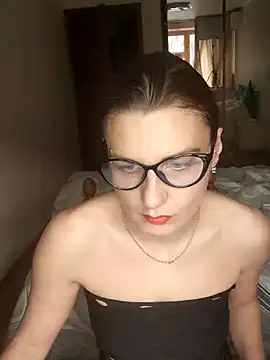 Snapshot of Magic__smile chatting on 5, 2, 2025 Magic smile online show from 5, 2, 2025
