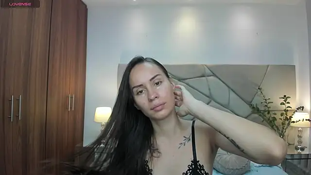Snapshot of kiim_sweett chatting on 21, 2, 2025 kiim sweett online show from 21, 2, 2025