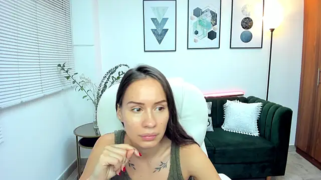 Snapshot of kiim_sweett chatting on 22, 2, 2025 kiim sweett online show from 22, 2, 2025