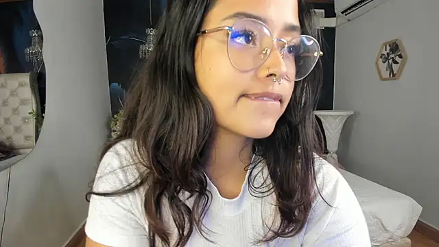 Snapshot of Ariana_Pierce chatting on 22, 12, 2024 Ariana Pierce online show from 22, 12, 2024