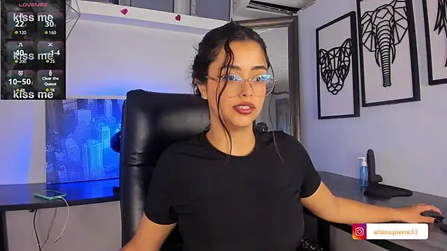 Ariana Pierce online show from 22, 2, 2025