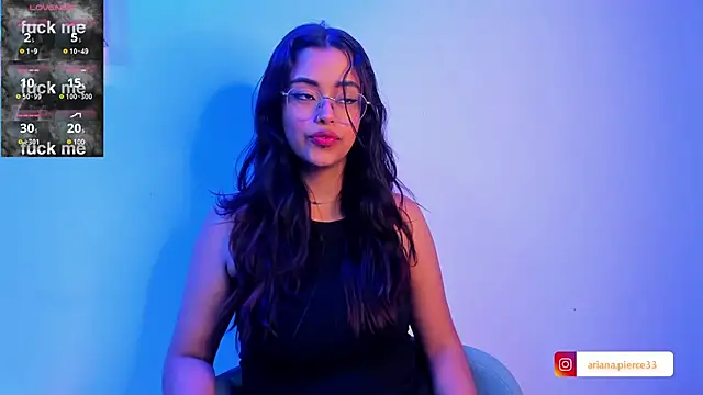 Ariana Pierce online show from 4, 3, 2025