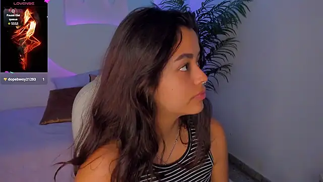 Snapshot of Ariana_Pierce chatting on 21, 11, 2025 Ariana Pierce online show from 21, 11, 2025