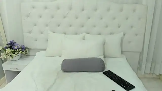 Snapshot of Valerik_cano1 chatting on 17, 10, 2025 Valerik cano1 online show from 17, 10, 2025