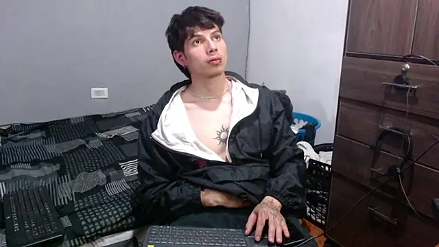 pervertsteens3 online show from 9, 9, 2025