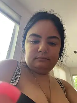 Snapshot of littlemissbabycakes chatting on 11, 5, 2026 littlemissbabycakes online show from 11, 5, 2026