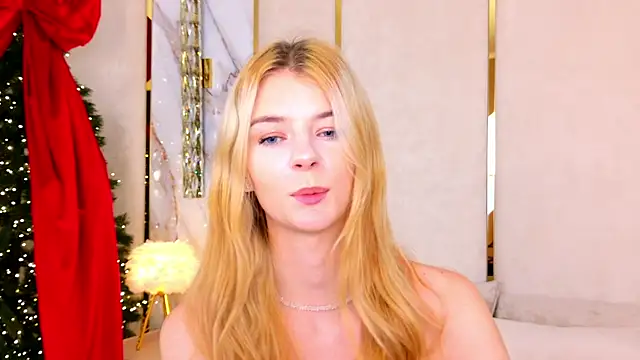 MeganMour online show from 17, 12, 2024