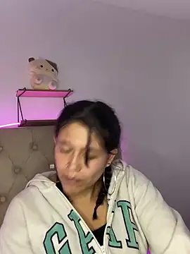 mariana 21x online show from 15, 2, 2025
