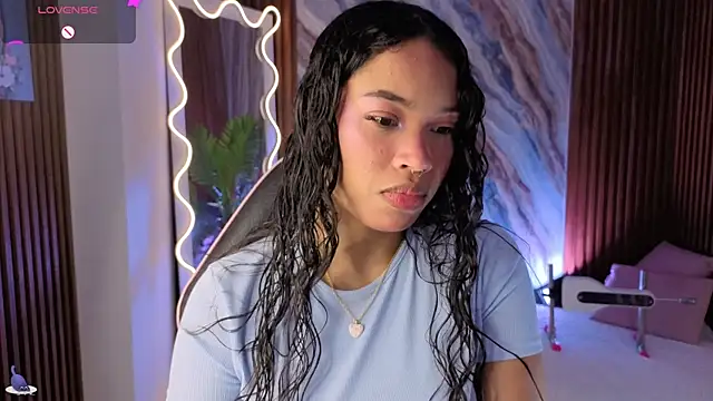 penelope tay1 online show from 9, 5, 2026