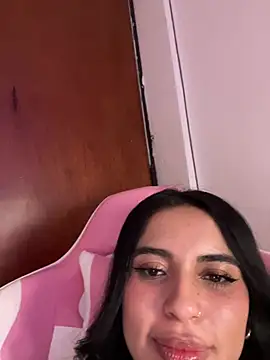 Emily-14 online show from 1, 4, 2026