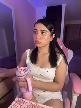 Emily-14 online show from 15, 5, 2026