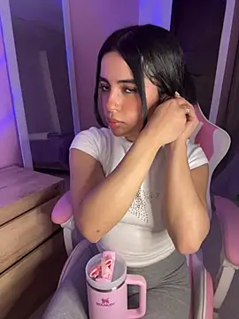 Emily-14 online show from 20, 5, 2026