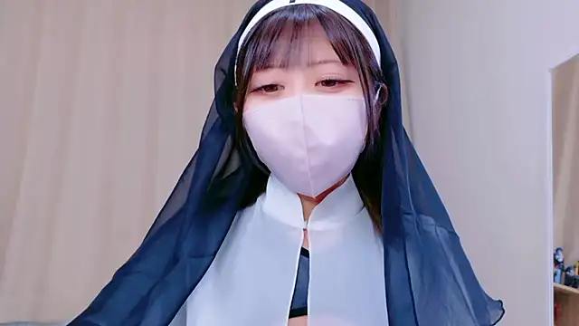 Snapshot of -anzu-o chatting on 14, 9, 2025 -anzu-o online show from 14, 9, 2025