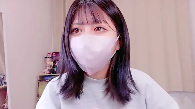 Snapshot of -anzu-o chatting on 3, 11, 2025 -anzu-o online show from 3, 11, 2025