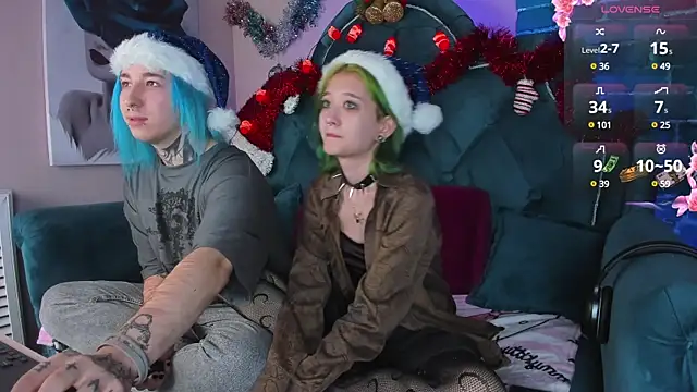 Snapshot of Milten-Trish chatting on 17, 12, 2024 Milten-Trish online show from 17, 12, 2024