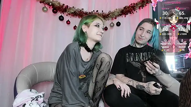 Snapshot of Milten-Trish chatting on 24, 12, 2024 Milten-Trish online show from 24, 12, 2024