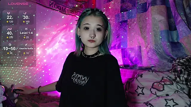 Snapshot of Milten-Trish chatting on 29, 9, 2025 Milten-Trish online show from 29, 9, 2025