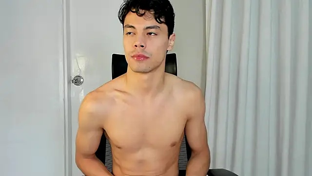 Snapshot of Dammon_Stallion chatting on 8, 10, 2025 Dammon Stallion online show from 8, 10, 2025