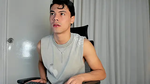 Snapshot of Dammon_Stallion chatting on 9, 10, 2025 Dammon Stallion online show from 9, 10, 2025