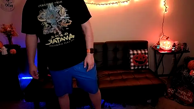 Snapshot of cmichaelxxx chatting on 18, 10, 2025 cmichaelxxx online show from 18, 10, 2025