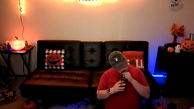 Snapshot of cmichaelxxx chatting on 26, 10, 2025 cmichaelxxx online show from 26, 10, 2025