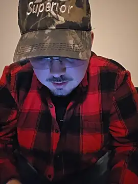 Snapshot of cmichaelxxx chatting on 14, 11, 2025 cmichaelxxx online show from 14, 11, 2025