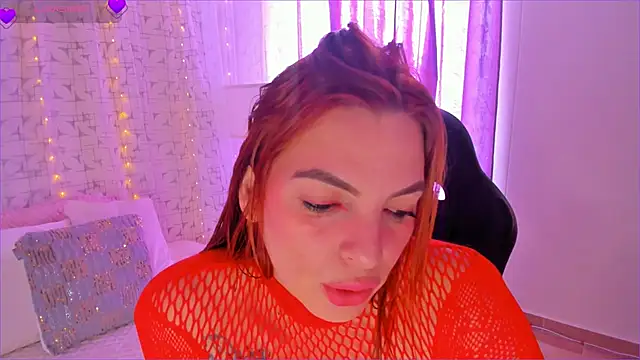 Snapshot of emilia_rey_ chatting on 2, 3, 2025 emilia rey online show from 2, 3, 2025