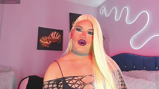 Snapshot of Missisabella_ chatting on 12, 9, 2025 Missisabella online show from 12, 9, 2025