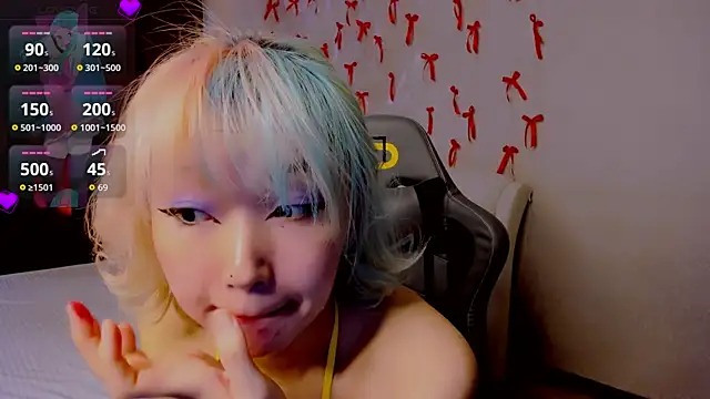 Snapshot of Milla_Aheo chatting on 22, 4, 2026 Milla Aheo online show from 22, 4, 2026
