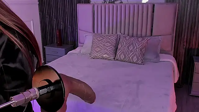 Lillyortiz online show from 27, 2, 2026