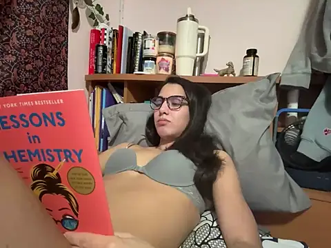 naughtynadia0502 online show from 20, 1, 2025