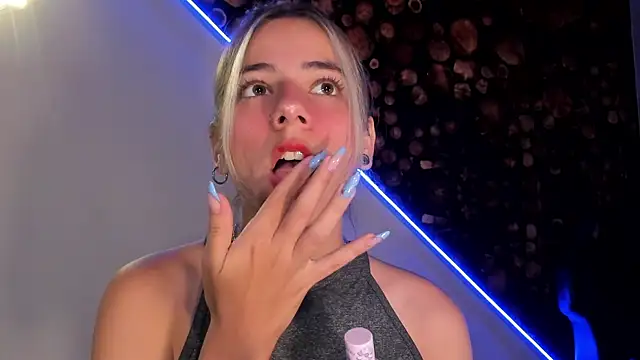 ArtemisaBlake online show from 20, 3, 2025