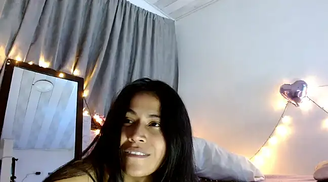 Snapshot of brihanna_lena chatting on 29, 12, 2024 brihanna lena online show from 29, 12, 2024
