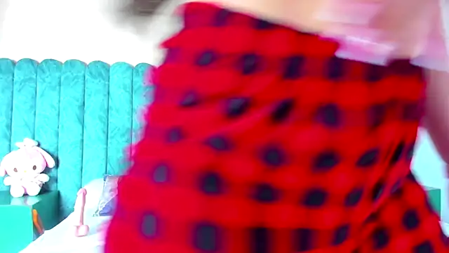 CarolineeMoreno online show from 30, 12, 2024