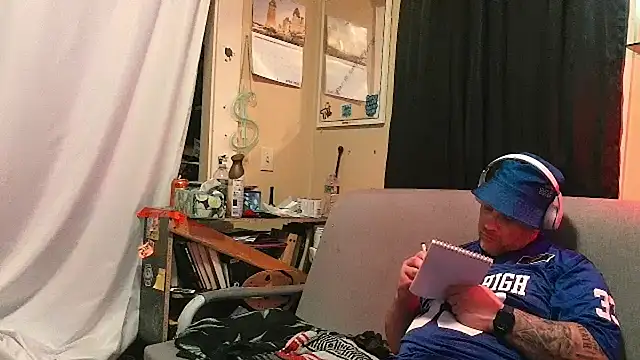 Snapshot of TwoFarty240 chatting on 22, 3, 2026 TwoFarty240 online show from 22, 3, 2026