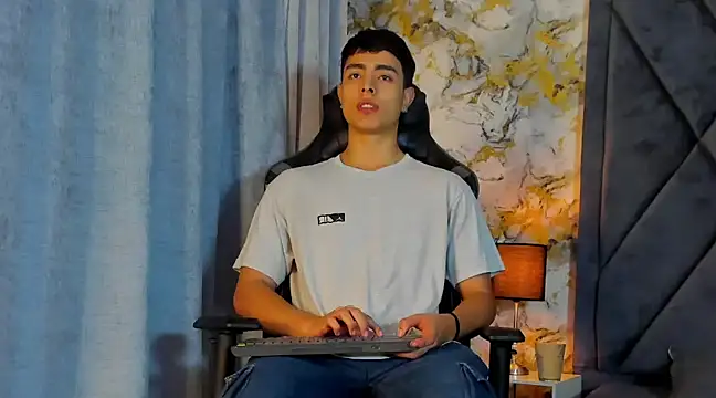 Snapshot of JoshRashfordd chatting on 7, 2, 2025 JoshRashfordd online show from 7, 2, 2025